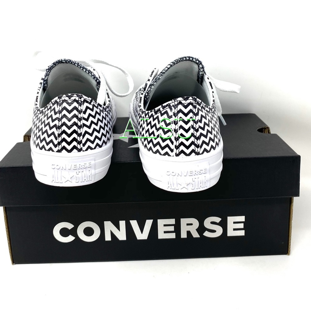 🌸SALE🌸 Converse Ctas Low Top Leather White Black Sneaker Womens Size 7 565367C - Picture 7 of 10